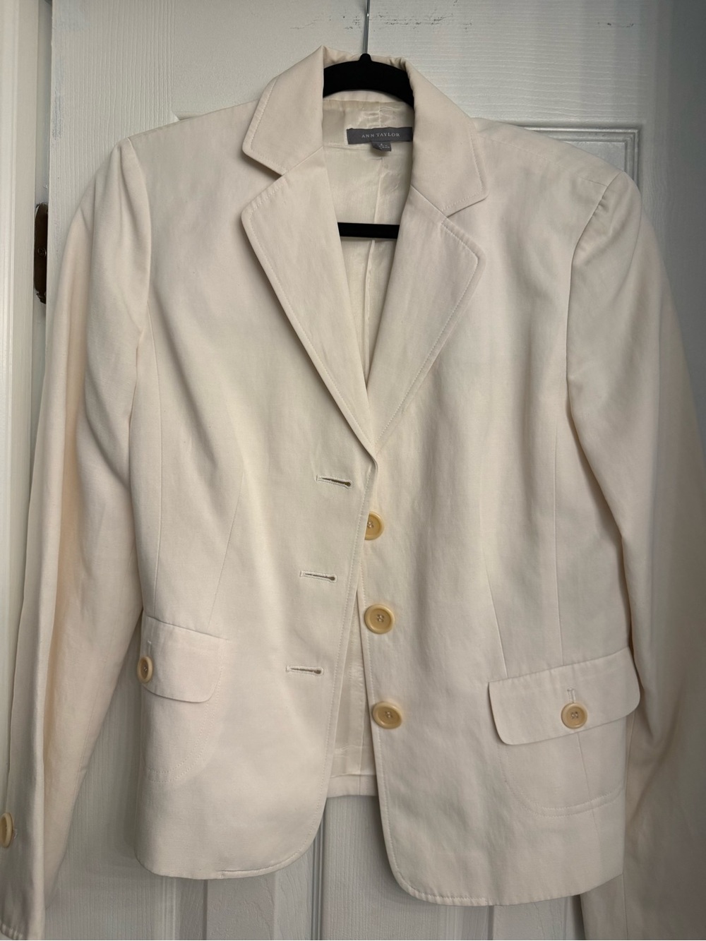 Ann Taylor Cream Women's Blazer Jacket and Pants Suit Set